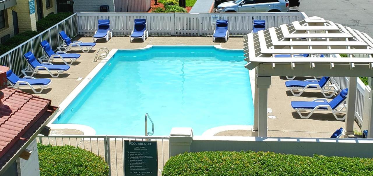 Quality Inn Hampton Εξωτερικό φωτογραφία